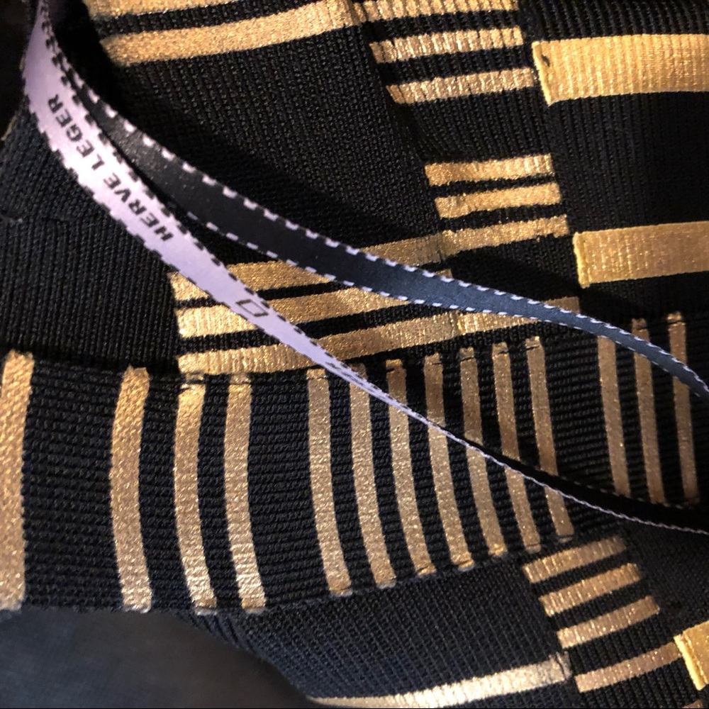 Amazing ⚡️ black & gold foil Herve Leger - Picture 5 of 5